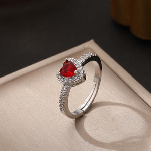 Bague en <span class=keywords><strong>cuivre</strong></span> réglable et colorée, ornée de zircon complet, en forme de papillon, de cœur et de <span class=keywords><strong>couronne</strong></span>, pour femme, idéale pour les mariages et les fêtes, vente en gros à Yiwu - Product Image 2