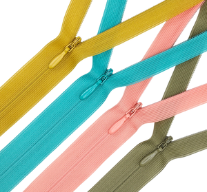 بيع بالجملة سحاب ملون للنساء فساتين مخصصة سحابات غير مرئية 3 # شريط قماش النايلون سحاب غير مرئي - Product Image 5