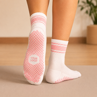 Chaussettes de yoga en coton respirant avec logo personnalisé, antidérapantes, pour le fitness, la barre et le Pilates, pour femmes, chaussettes antidérapantes