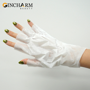 Gants masques hydratants pour les <span class=keywords><strong>mains</strong></span> en tissu non tissé doux pour un spa des <span class=keywords><strong>mains</strong></span> confortable à domicile, qualité professionnelle, vente en gros - Product Image 1
