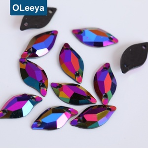 Prix de gros Strass à coudre en résine AB Colors noirs à dos plat, forme feuille 9*20mm, pour chaussures de marque Glue Strong - Product Image 5