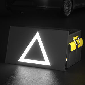 Organisateur de coffre de voiture 108L, boîte de rangement étanche avec poignée pour l'organisation et le rangement de l'intérieur de la voiture - Product Image 4