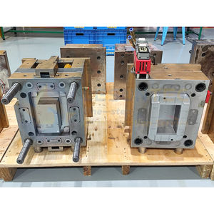 قالب حقن بلاستيكي صناعي عالي الجودة مخصص من الصين، قالب غلاف سفلي بنظام التسخين الساخن - Product Image 1