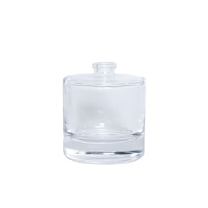 Bouteille de parfum en verre fantaisie 50ml, flacon de parfum carré transparent avec Spray à sertir, parfum antique - Product Image 1