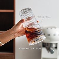 Verres à boire en verre côtelé de 600 ml (20 oz), verre épaissi, tasse à eau, verre à bière, canette à thé à bulles, tasse à café, pot à boire avec paille et couvercle