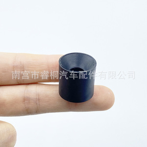 Coussin de protection en caoutchouc Shuangxuan 1816 05 pour la protection du capot moteur Changan CS35 Yuexiang V7 - Product Image 3