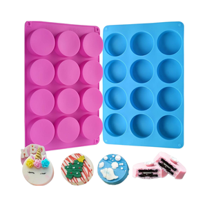 Moules en silicone 3D cylindriques, écologiques, résistants au four, pour chocolat, biscuits, gâteaux, bonbons, pudding, mini-savon, bougies, idéal pour les desserts - Product Image 3