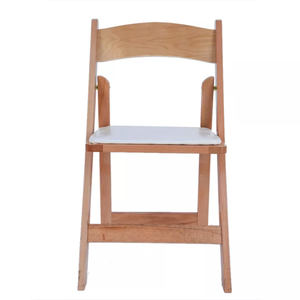 Chaise pliante en bois naturel Wimbledon bon marché pour événement de mariage en plein air - Product Image 4