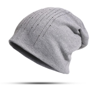 Offre Spéciale Logo personnalisé doux tricot 100% <span class=keywords><strong>coton</strong></span> mode femmes <span class=keywords><strong>bonnet</strong></span> d'hiver avec personnage dessin animé strass Ski chapeau - Product Image 1