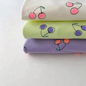 Vêtements pour enfants coréens, nouveaux ensembles deux pièces pour bébés filles, hauts à la mode, jupes mignonnes à imprimé cerise - Product Image 2