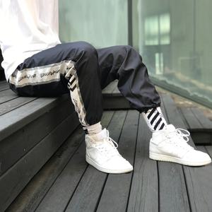 Nouveauté Pantalons décontractés en nylon pour hommes Track Runners avec bande réfléchissante 3M Unisexe Hip Hop Pantalons de mode pour hommes - Product Image 4