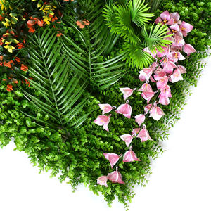 Mur végétal artificiel en promotion : Grande plante décorative d'eucalyptus Milan personnalisable pour intérieur et extérieur - Product Image 3