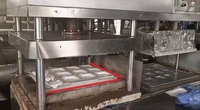 Machine à fabriquer des assiettes en papier de 3 tonnes par jour avec moteur et boîte de vitesses à roulements - 380V, garantie 1 an