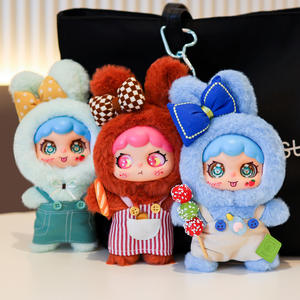 可爱超柔软毛绒玩具公主熊娃娃吊坠卡通包挂饰钥匙扣 USB 充电减压UV涂漆 - Product Image 1