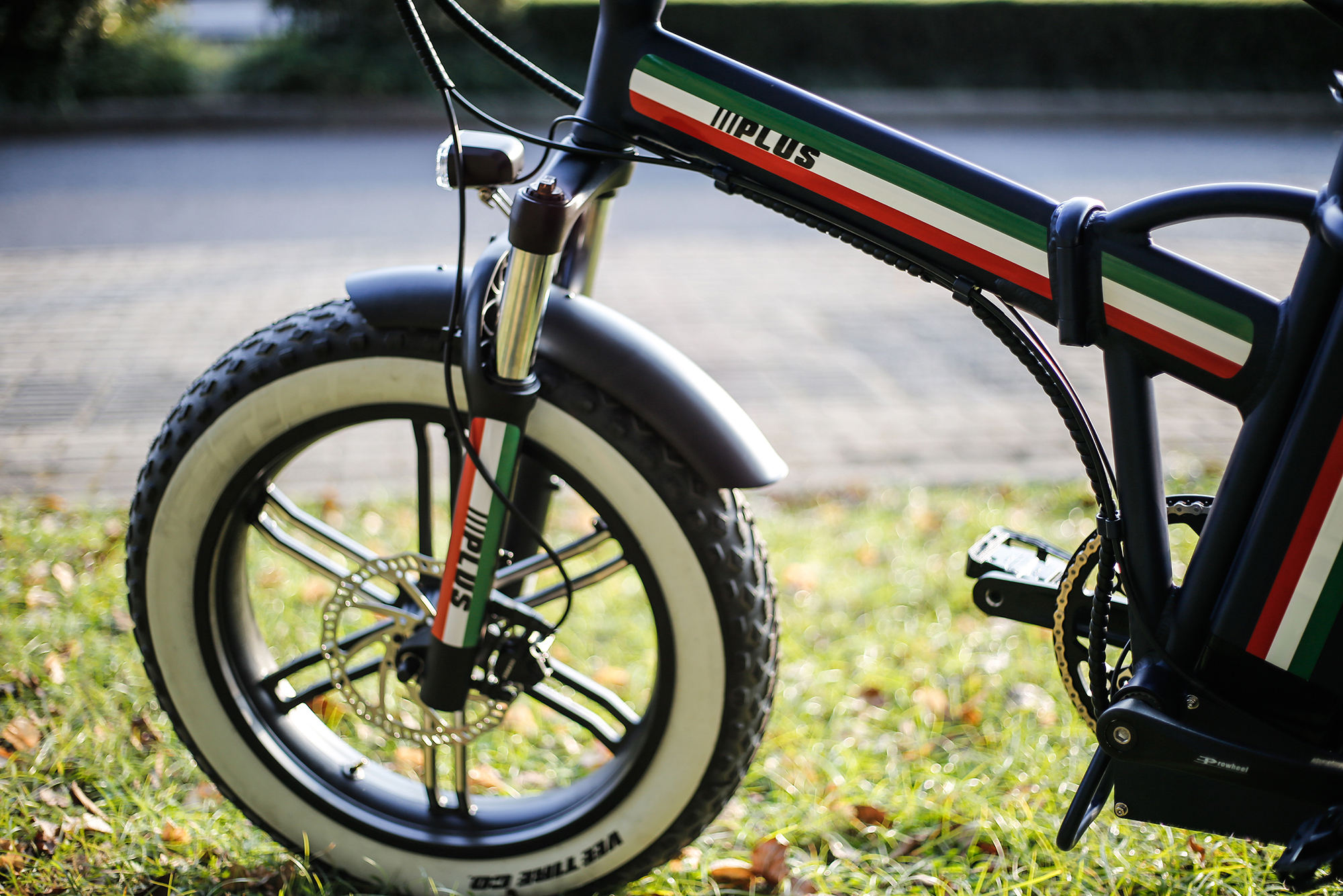 wholesale 48v250w500w折叠电动自行车20 肯达轮胎悬架电动自行车