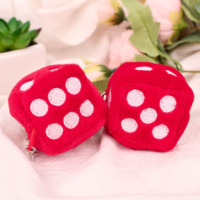 Mini porte-clés en peluche en forme de dés, design amusant, breloque portable, jouet en peluche personnalisé