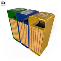 Poubelle de recyclage à trois compartiments en gros, poubelle unique pour la ville, poubelle en bois avec couvercle