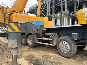 Grue XCT100 d'occasion de 100 tonnes, bien entretenue, testée et fonctionnelle, prix abordable, grue d'occasion 100t 130t 160t 200t en promotion - Product Image 6
