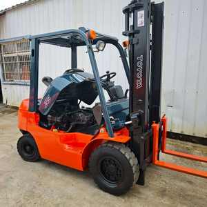 ขายตรงรถยกโตโยต้า <span class=keywords><strong>7FD25</strong></span> 2.5 ตัน นำเข้าจากญี่ปุ่น มือสอง สำหรับการค้าต่างประเทศ แบบเครื่องยนต์สันดาปภายใน - Product Image 1