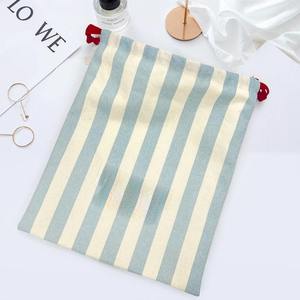 Sac à cordon en toile avec logo et taille personnalisés, sacs anti-poussière en coton, sac à cordon en coton avec rayures colorées - Product Image 4