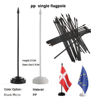 Drapeaux de table imprimés en gros de l'usine chinoise, bannière en polyester, mini drapeaux de table de bureau avec support en plastique noir