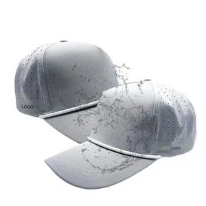 โค้งบิลไม่มีโครงสร้าง Gorras กันน้ําเลเซอร์ตัดรูพรุน 5 แผงหมวกเบสบอลฮิปฮอปพร้อมเชือก