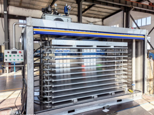 Congelador <span class=keywords><strong>de</strong></span> placa <span class=keywords><strong>de</strong></span> contacto <span class=keywords><strong>de</strong></span> 750kg Bandejas <span class=keywords><strong>de</strong></span> aluminio Congelador rápido para pescado/congelador <span class=keywords><strong>de</strong></span> placa vertical - Product Image 2