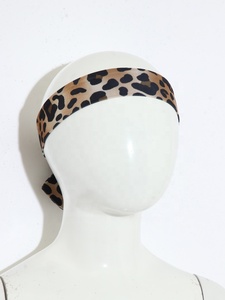 Maillot de gimnasia para niñas con estampado de leopardo, malla, manga larga, ribete dorado, brillante, con diadema para gimnasia acrobática, personalizado - Product Image 5