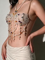 Harnais de corps fait main style sirène, orné de pierres précieuses colorées, de perles et de pampilles en cristal, avec chaîne de soutien-gorge intégrée, idéal pour tenue de rave