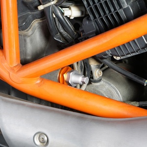 Tendeur de chaîne de came de distribution NiceCNC pour <span class=keywords><strong>KTM</strong></span> <span class=keywords><strong>690</strong></span> SMC/R ENDURO/R DUKE 2007-2015 <span class=keywords><strong>2016</strong></span> 2017 - Product Image 2