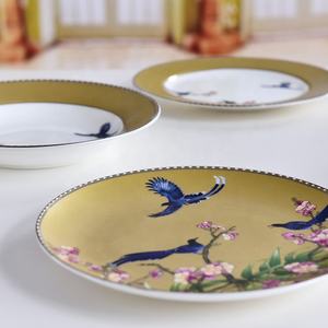 Service de table en céramique, ensemble de bols et d'assiettes en porcelaine fine, 60 pièces, style européen haut de gamme, peint à la main - Product Image 4