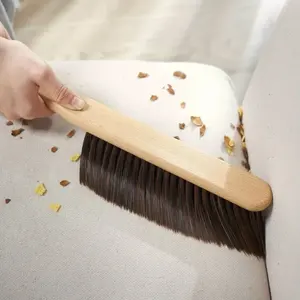 Cepillo con mango de madera natural y cerdas de silicona antiestáticas para limpieza de café en polvo, herramienta de barrido para escritorio, molinillo de café y hogar - Product Image 6