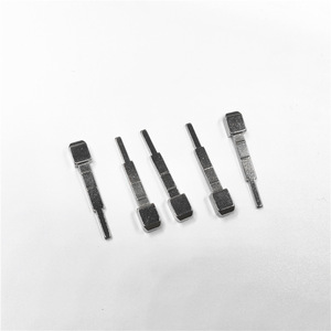Pièces de quincaillerie de contact conductrices en alliage d'aluminium à broches standard britanniques Yishun - Product Image 2