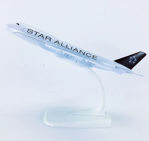 Plusieurs styles de B747-400 Boeing (16cm 1/400) - Product Image 4