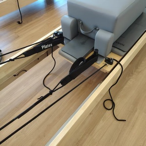 Meridian Commercial Set de Equipos de Gimnasio, Yoga y Fitness Personalizados, Máquina Reformadora con Cama de Madera y Cuero PU - Product Image 2