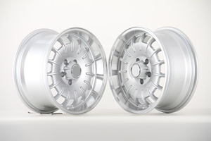 Cerchi in Lega LG Stile Vintage Mesh da 17 Pollici 5x112 con Bordo Esterno Lucidato e Profilo Profondo per Mercedes Benz Oldtimer W123 W124 <span class=keywords><strong>R129</strong></span> - Product Image 6