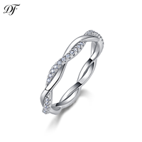 Bague en argent sterling S925 torsadée entrelacée 0,22 CTW avec micro-incrustation de moissanite, simple, exquise et empilable, pour le petit doigt