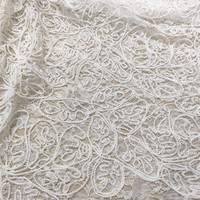 Tissu en dentelle blanche brodée suisse pour robe de mariée et robe femme – Grande Vente