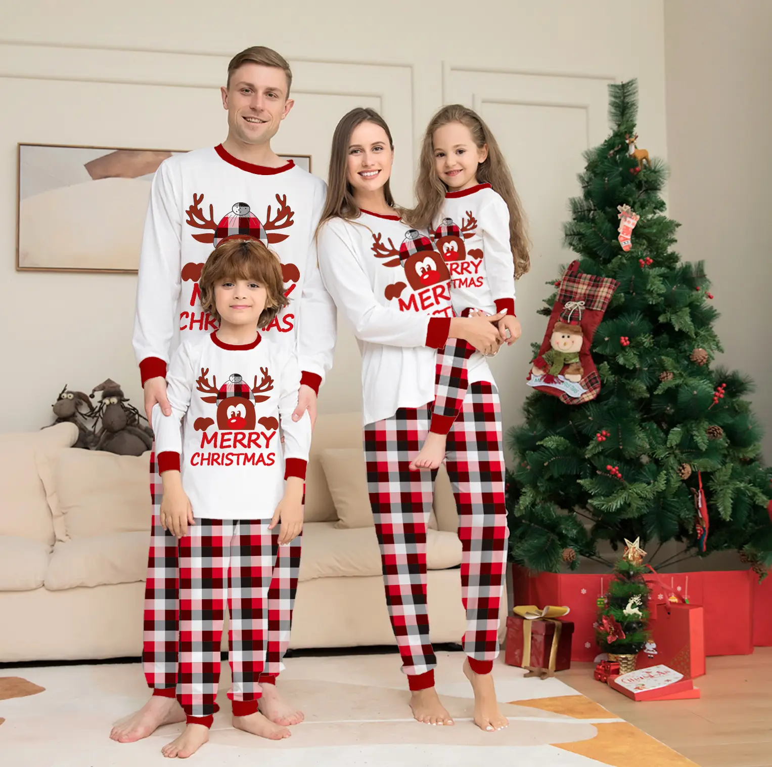 High Quality Cotton Deer Printed Plaid Kids Pajamas Round Neck Family Merry Christmas Pajamas Sleepwear