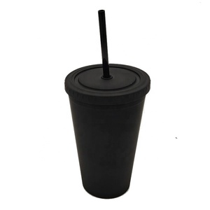 Vasos de plástico <span class=keywords><strong>mate</strong></span> de doble pared, vasos negros con tapas y pajitas, sin BPA, 16oz - Product Image 2