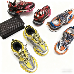 Dropshipping Gốc Sang Trọng Sneakers Theo Dõi 3.0 Mô Hình Với Thiết Kế LED Retro Xu Hướng Thời Trang & Chunky Cha-Đi Bộ Phong Cách - Product Image 5