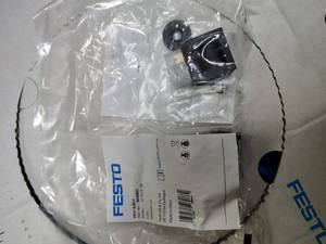 Bobina Solenoide Original Festos VACF-B-B2-1 8030802, 24V 3.3W IP65, Neumática - Product Image 1