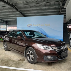 Auto Usata Honda Accord 2.0 Sport 2016 con Basso Chilometraggio e Motore in Ottime Condizioni - Product Image 1