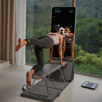 Station de fitness intelligente multifonction de qualité commerciale avec miroirs et roues de Pilates design