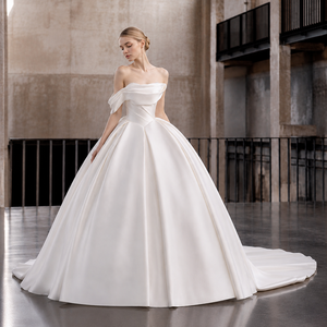 <span class=keywords><strong>Abito</strong></span> da <span class=keywords><strong>sposa</strong></span> a ball gown asimmetrico monospalla con corpetto drappeggiato in raso, <span class=keywords><strong>abito</strong></span> da <span class=keywords><strong>sposa</strong></span> principessa con strascico a cappella e schiena scoperta, motivo floreale - Product Image 2