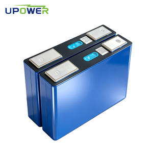 Batterie LiFePo4 à cycle profond rechargeable ULi 3.2V 50Ah 52Ah 100Ah 150Ah Batterie au phosphate de fer et de lithium prismatique - Product Image 2