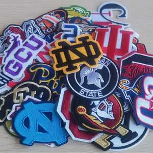 Patch Applique kaus tim olahraga populer Logo tim sepak bola Universitas Amerika bordir besi pada pakaian - Product Image 2
