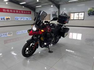 ซูซูกิ1 ดีแอล250 วี-สตรอม 248ซีซี รถจักรยานยนต์ทัวริ่งแบบแอดเวนเจอร์ เครื่องยนต์เบนซิน ระบายความร้อนด้วยน้ำ แบบสองสูบเรียง ถังน้ำมันระยะไกล สำหรับขับขี่บนถนน - Product Image 3