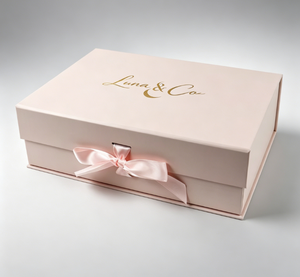 Coffret cadeau de marcheur pour bébé bio et fonctionnel blanc, 8 mois, livres, souvenirs, enregistrements, première année, boîte de bienvenue pour la fête prénatale, carton ondulé - Product Image 1