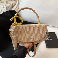 Nouveau sac à bandoulière tendance à une seule épaule, sac selle, luxe léger, niche haut de gamme, personnalité, sac à main pour femme, boîte en PU